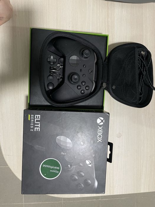 Controller XBOX Elite Seria 2, StickDrift Cateva Accesorii Lipsă