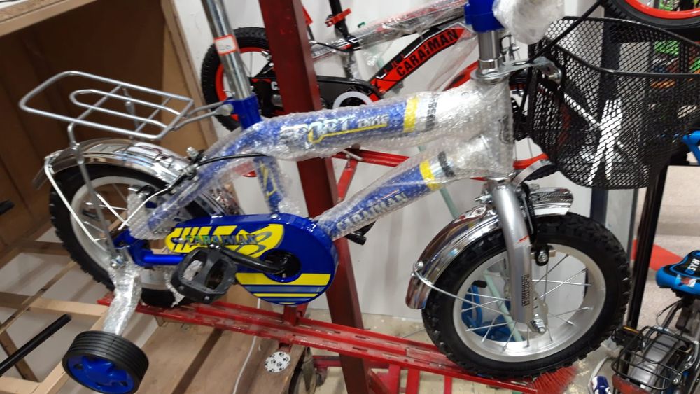 Bicicleta cu roata de 12 inch. Diverse culori. La bax. Noua!