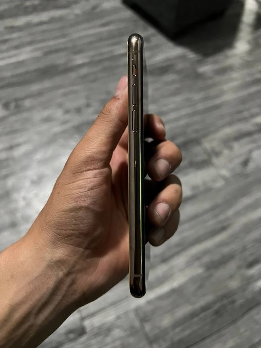 IPhone 11 pro kirishka singan