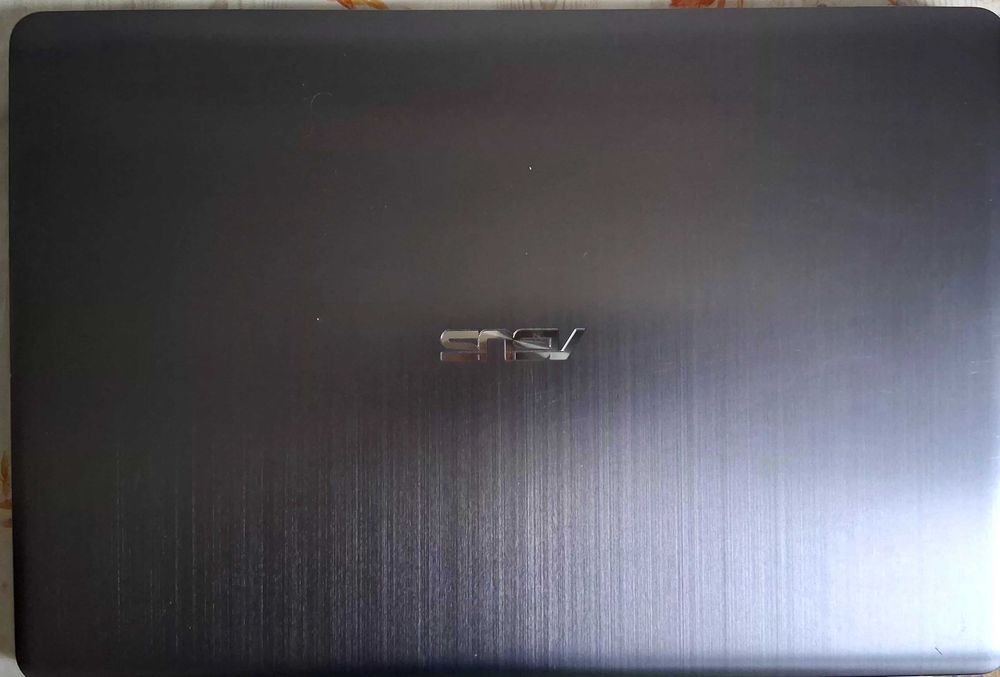 Laptop Asus VivoBok pro 15 Nx 580 GD, 16 GB, SSD M2, GTX 1050