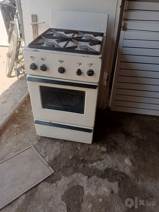 Газ плита Сотилади