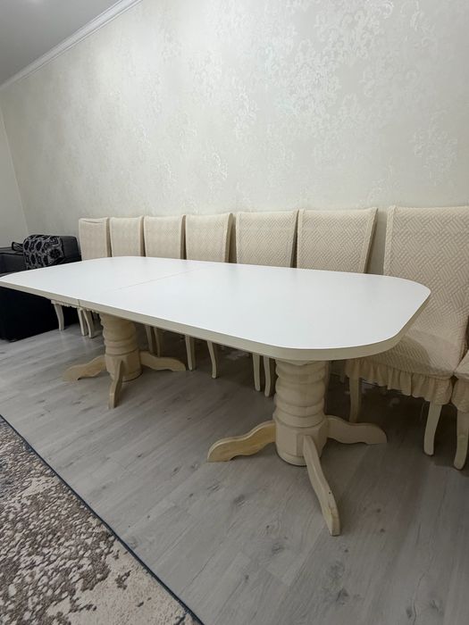 Продам стол и стулья