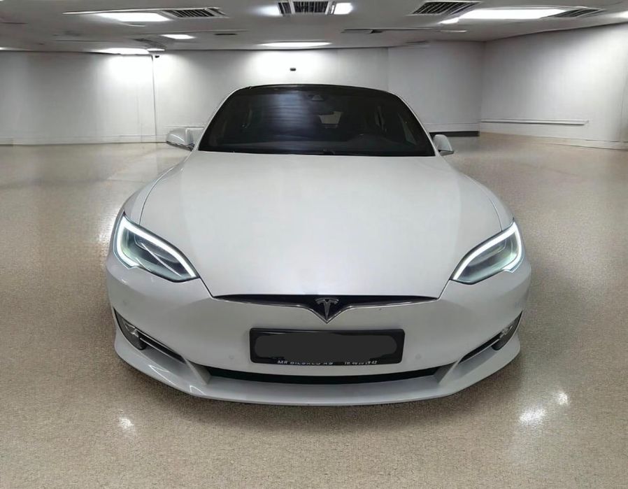 tesla model s