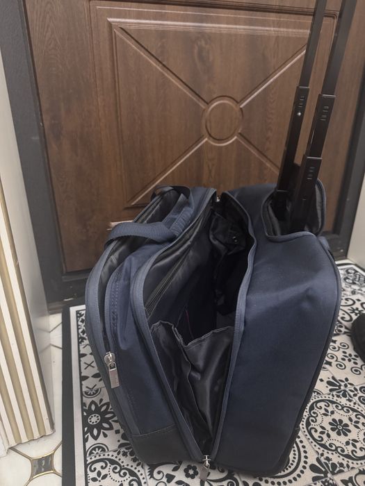 Чемодан б/у в отличном качестве