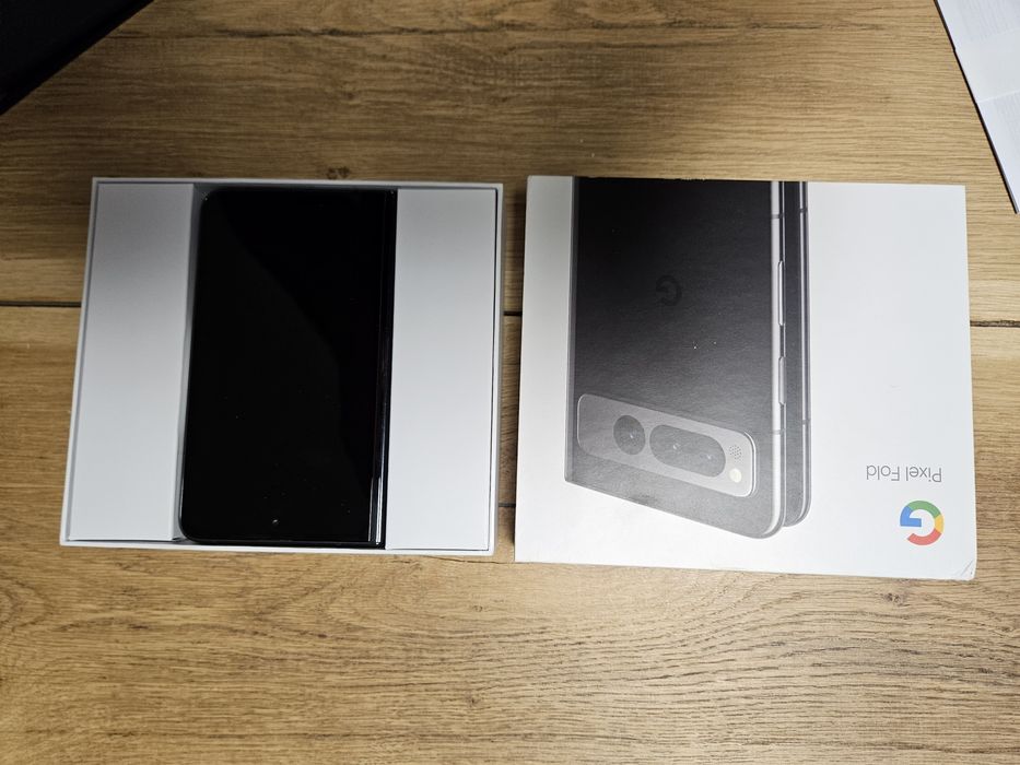Google Pixel Fold, сгъваем телефон