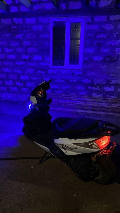 В продаже м8 на ходу