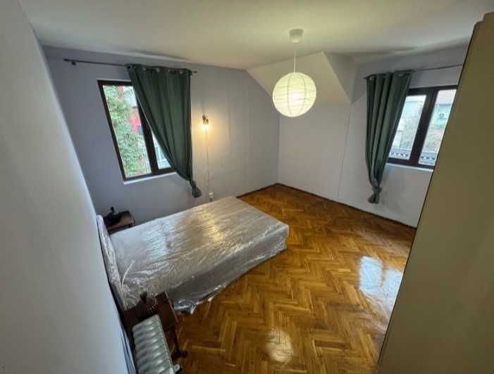 Дава се под наем Тристаен апартамент в София, Изток - 140 кв.м за 750 € - Снимка #6