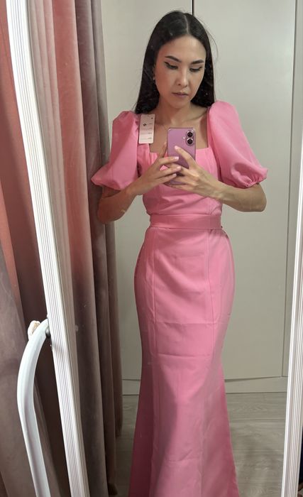 Продаи платье с этикеткой