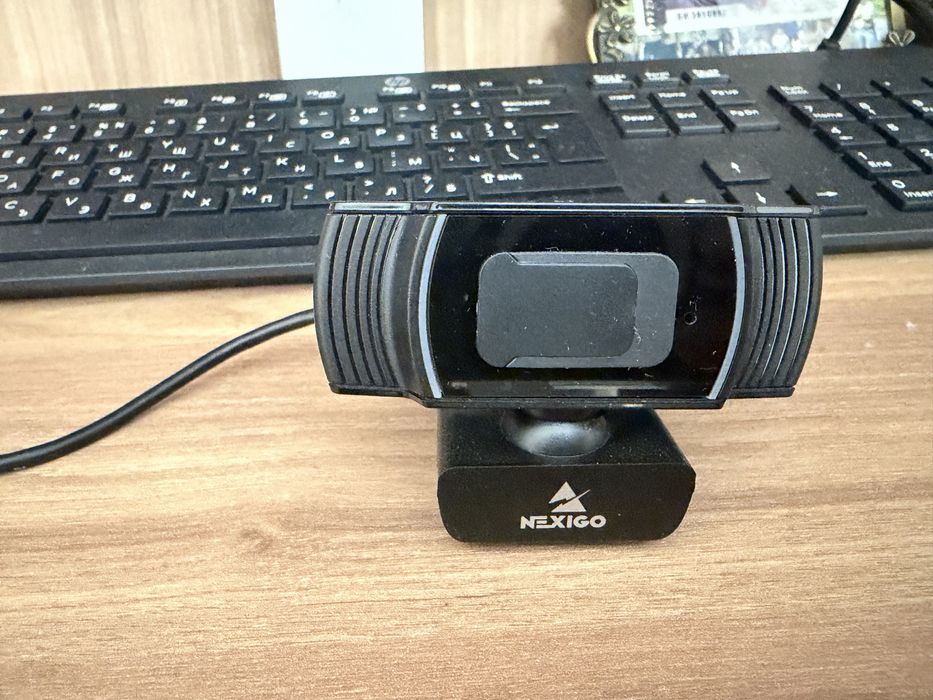 Продавям web камера Nexigo N930AF