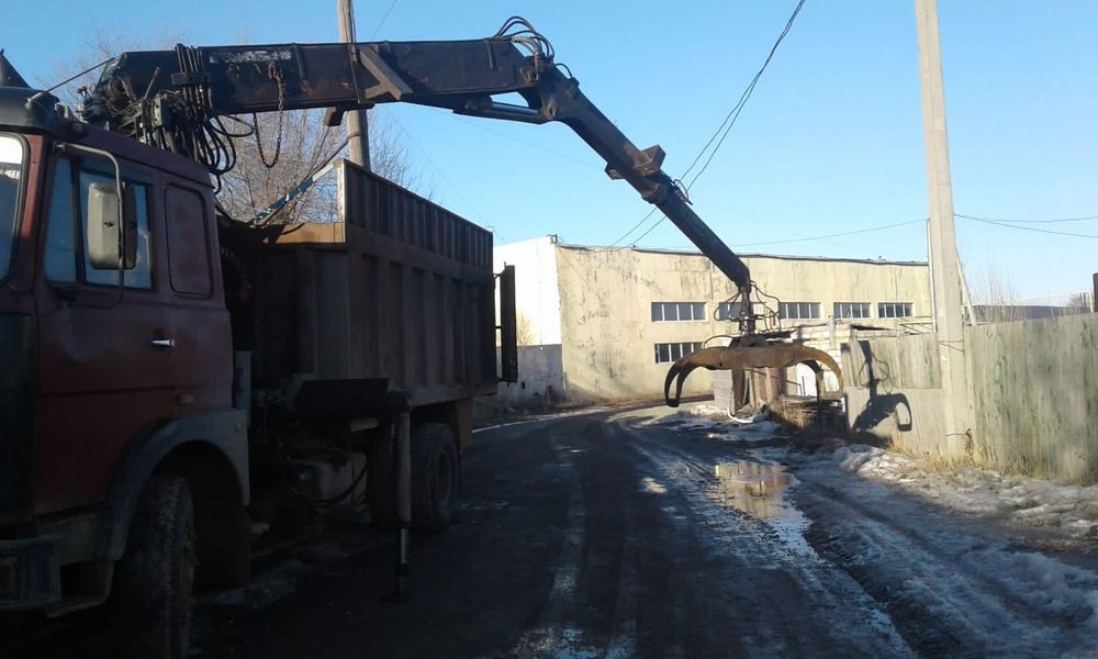 Продам маз ломовоз