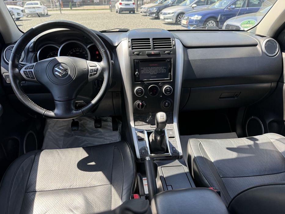 Suzuki grand vitara 4x4 an fab 2012