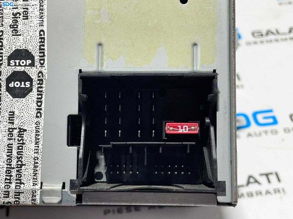 Unitate Radio CD Player RCD 300 Volkswagen Polo 9N3 2005 - 2008 [L3097]