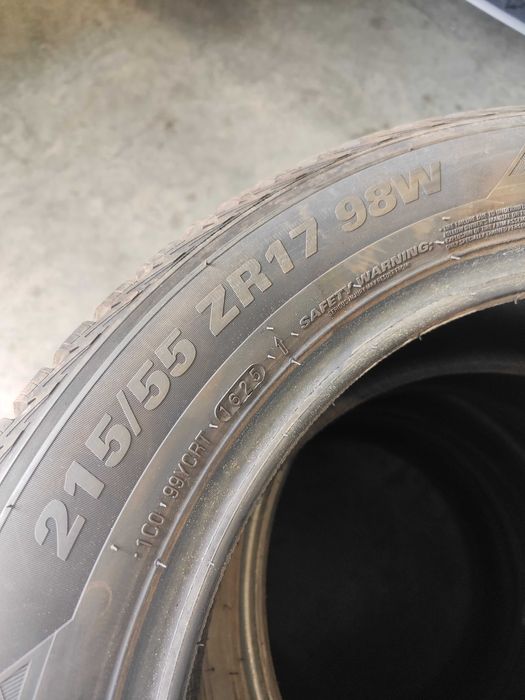 2бр.всесезонни гуми 215/55/17 Kumho