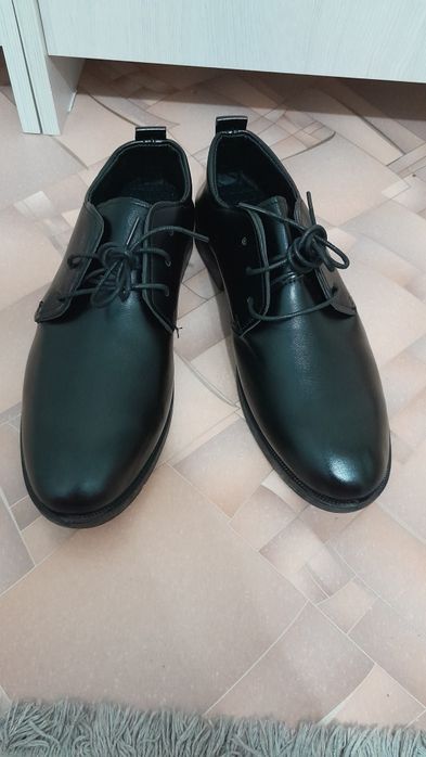 Продам обувь мужской туфли