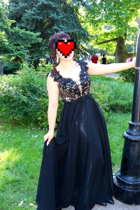 Продавам Бална рокля