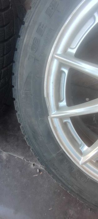 Продават се Гуми и Джанти