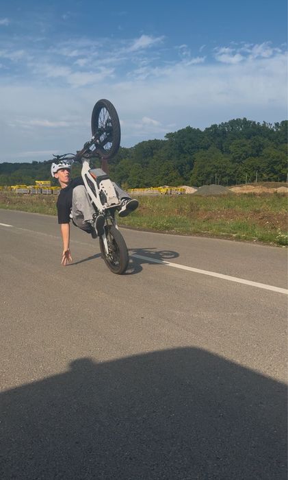 Surron light Bee 2024 72W FULLY BUILT 12+kw