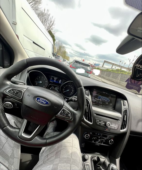 Ford focus 1.0 ecobust 2015