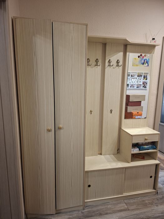 Портманто за коридор