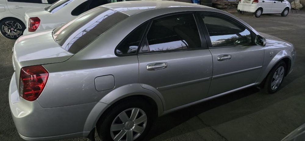 Chevrolet lacetti