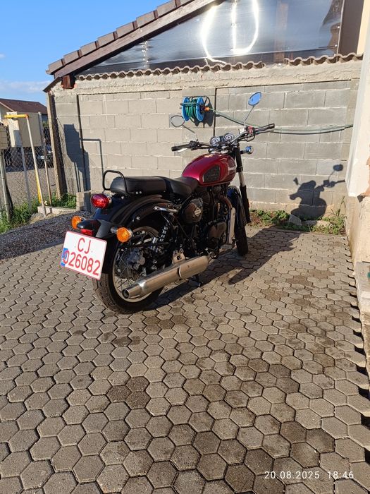 Motocicleta Benelli Imperiale 400