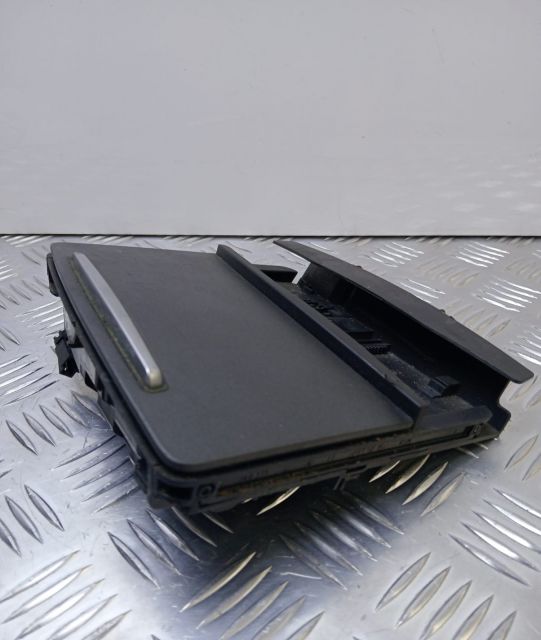 Scrumiera 4f1857951c Audi A6 4F/C6 (facelift) seria