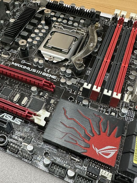 Piese PC  Asus Rogue MAXIMUS III GENE Sk 1156 Micro ATX ,Intel i7,Noctua cooler,16Gb DDR 3