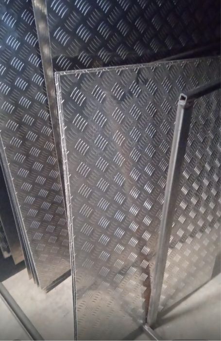 Листы алюминиевые