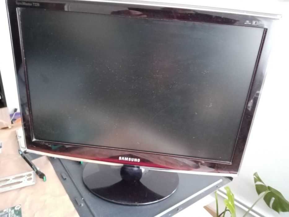 Monitor Samsung 22" LCD