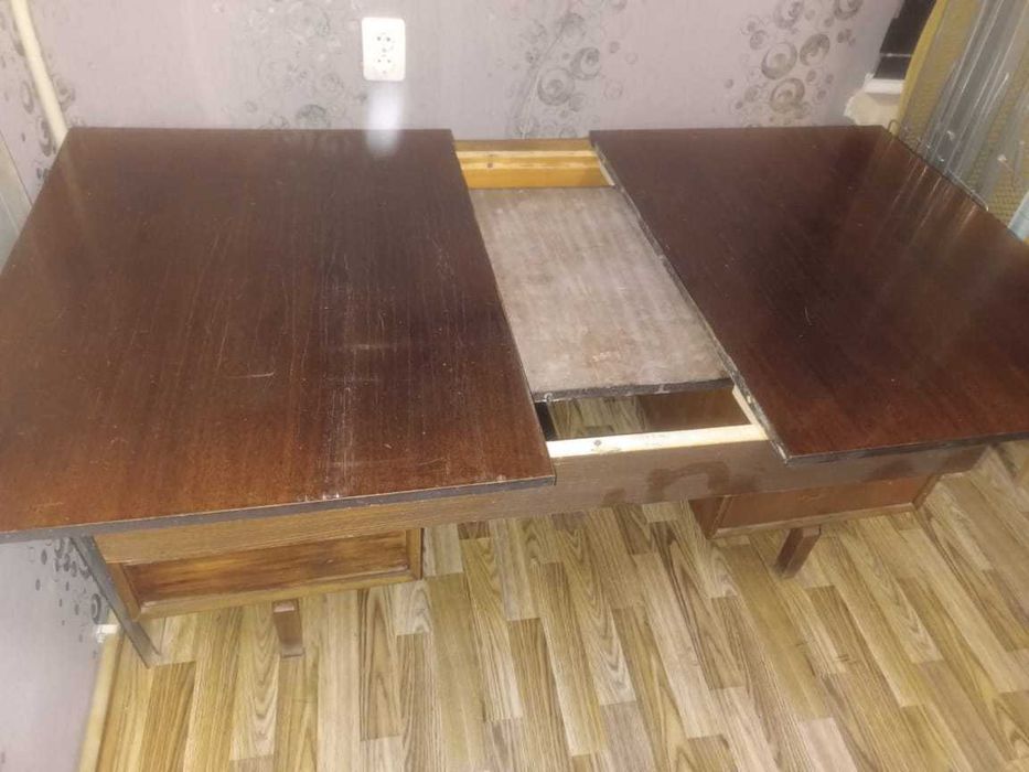 Продам Стол раздвижной