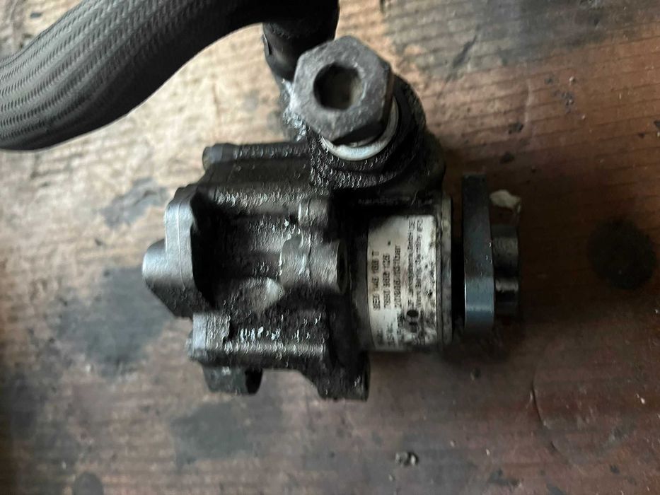 pompa servo audi a4b7 3.0 bkn