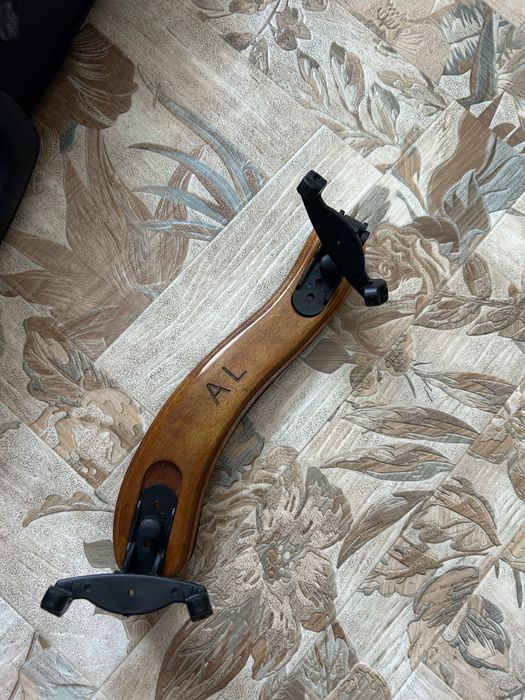 Скрипка 4/4.      .