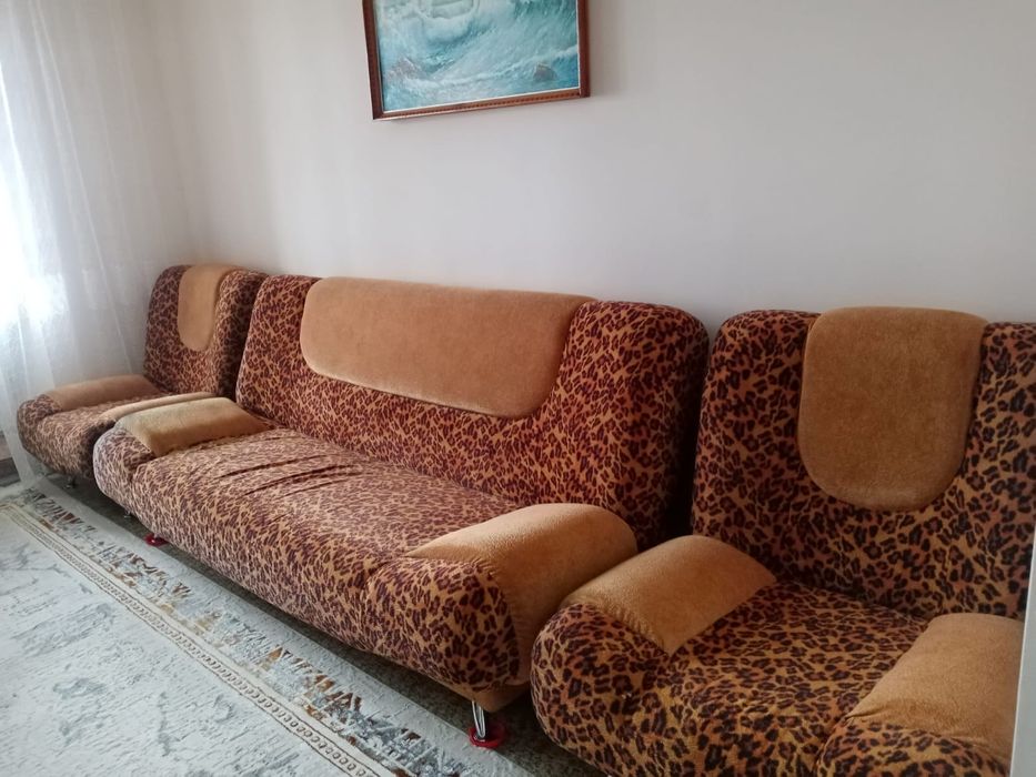 Диван и 2 кресла