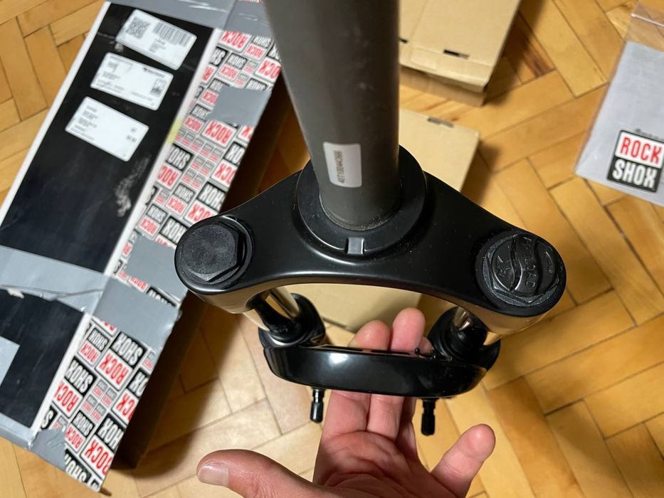 RockShox xc 28 вилка 26 / 27,5цола