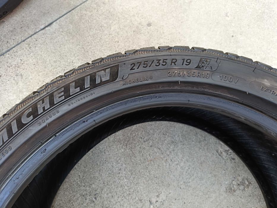 Doua anvelope iarna 275 35 19 michelin 'pilot alpim 5 profil 6 mm dot 2022