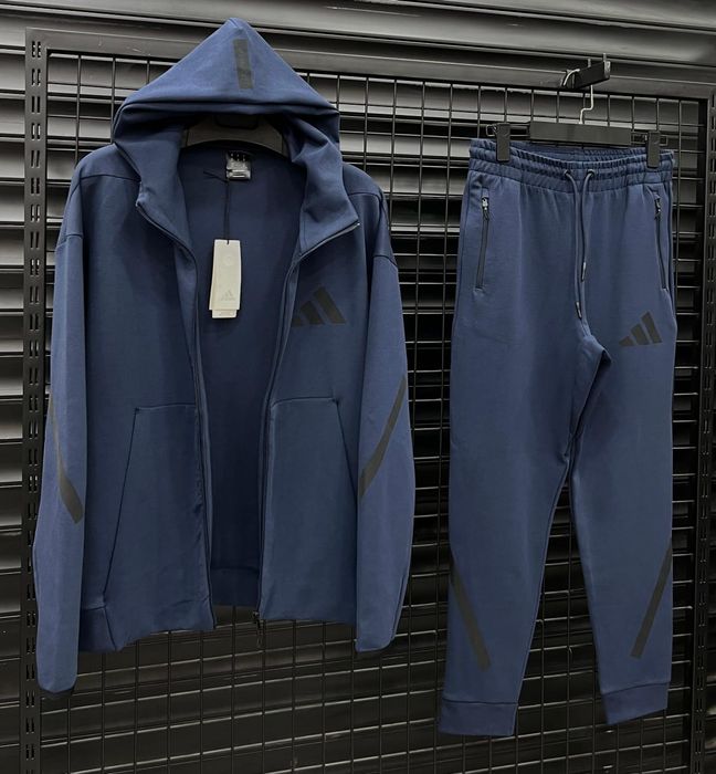 Нови мъжки екипи