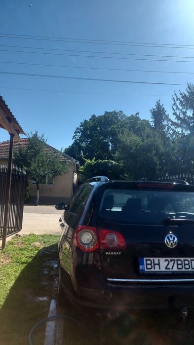 Vand sau schimbi pasat b6 pentru golani