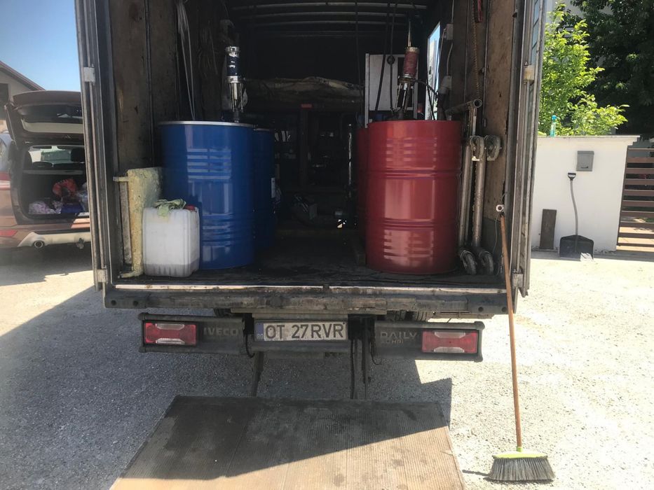 Utilaj si duba Iveco pentru spuma poliuretanica