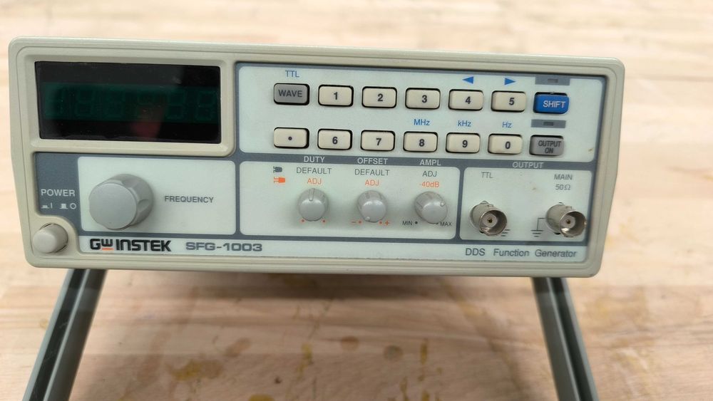 Generator de funcţii, GW INSTEK SFG-1003