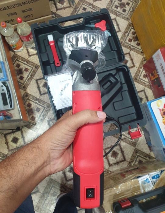 Qo'y yungini oladigan mashinka