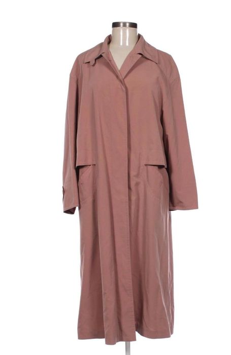 Vand haine dama la sac , in stare foarte buna