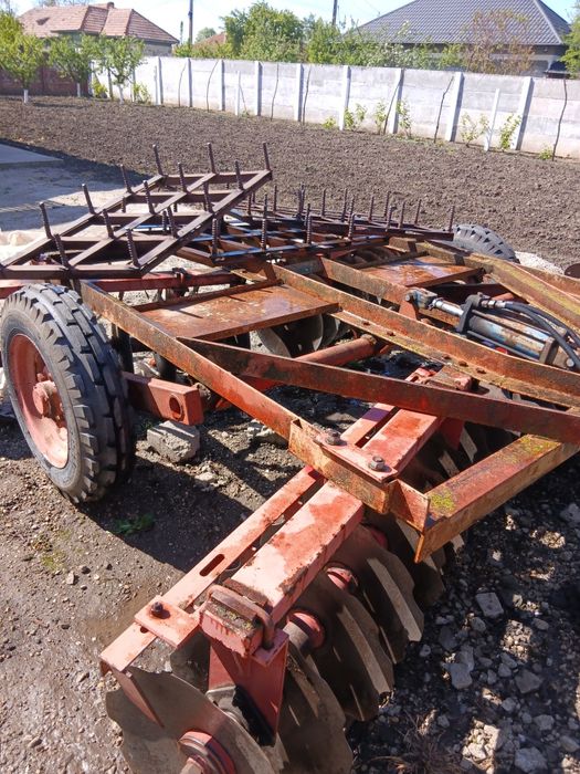 Vind utilaje agricole
