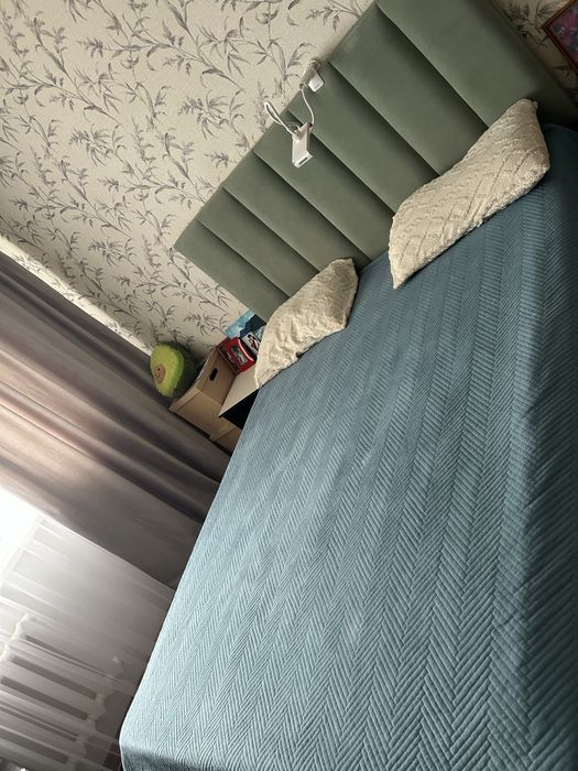 Дауспальная кровать