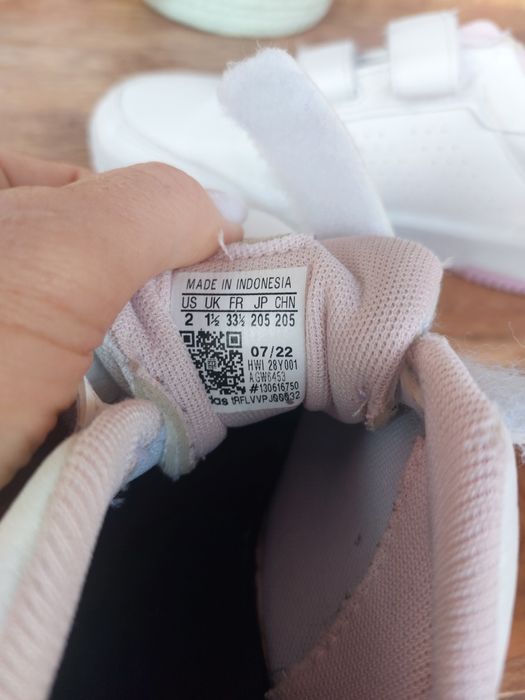 Маратонки adidas 33 1/2 размер