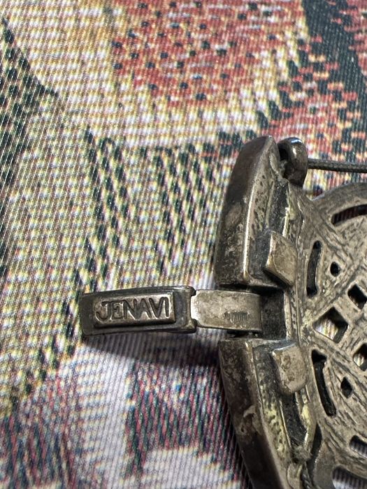 Два нарядных браслета