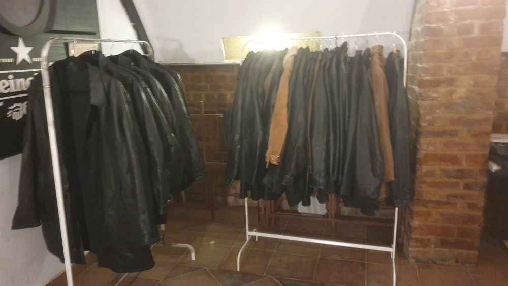 Vand geci piele vintage