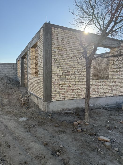 Ховли   сотилади