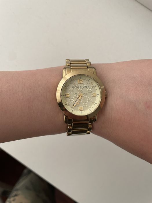 Часы Michael Kors золотые б/у