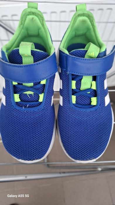 Pantofi sport adidas, mărimea 30