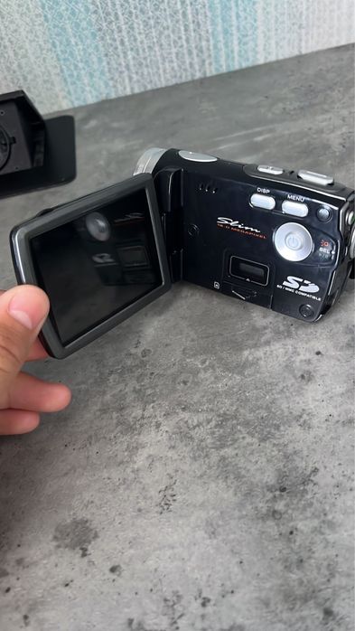 видиокамера Sony DVC Slim